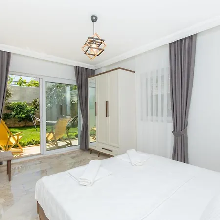 Garden Court Апартаменты *