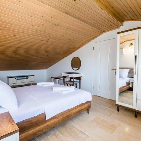 Garden Court Apartmán Kalkan