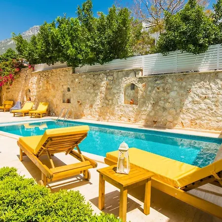Garden Court Апартаменты Калкан