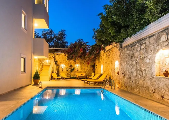 Garden Court Daire Kalkan
