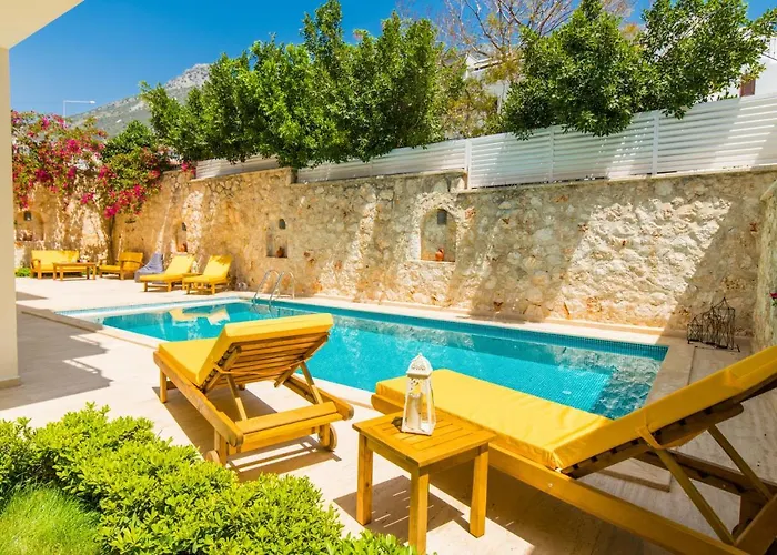 Garden Court Daire Kalkan