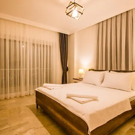 Garden Court كالكان