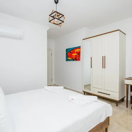 Apartment Garden Court Kalkan